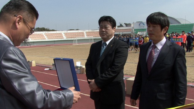 10_11363827011.jpg 10_11363827011.jpg