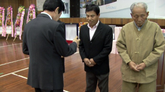 10_11366349851.jpg 10_11366349851.jpg