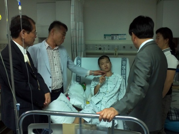 2.고성교육지원청-병상의_친구_사진.jpg 2.고성교육지원청-병상의_친구_사진.jpg