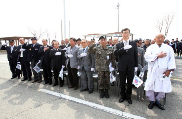 2_11363734261.jpg 2_11363734261.jpg