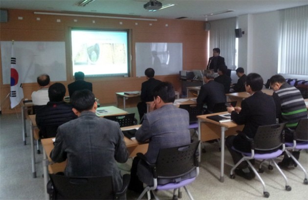 Untitled-4.jpg Untitled-4.jpg