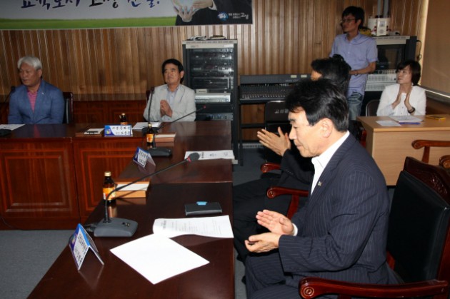 4_11372144936.jpg 4_11372144936.jpg