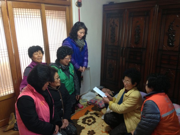 s-개천면기관단체협이회,_저소득가구에_사랑의_손길.jpg s-개천면기관단체협이회,_저소득가구에_사랑의_손길.jpg