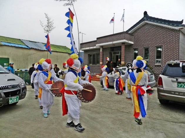 삼산면_농악단_지신밟기_한마당1.jpg 삼산면_농악단_지신밟기_한마당1.jpg