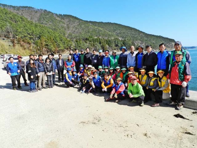 삼산면국토대청결운동1.jpg 삼산면국토대청결운동1.jpg