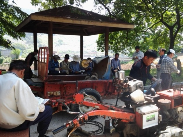 영농철_농기계사고_예방1.jpg 영농철_농기계사고_예방1.jpg