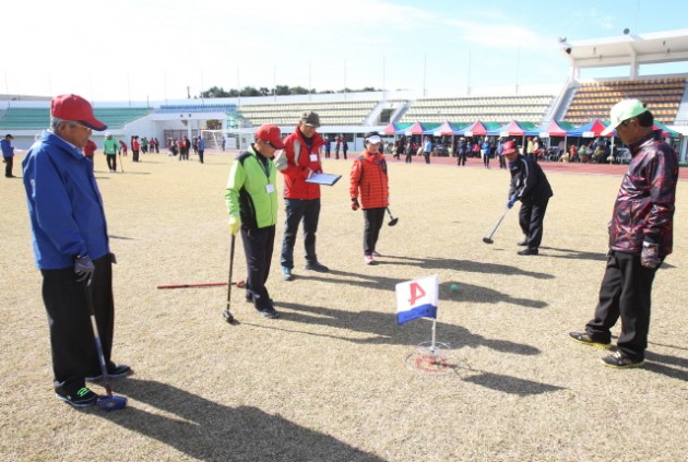 크기변환_『2013_경남고성공룡배_경남_그라운드골프대회』성료1.jpg 크기변환_『2013_경남고성공룡배_경남_그라운드골프대회』성료1.jpg