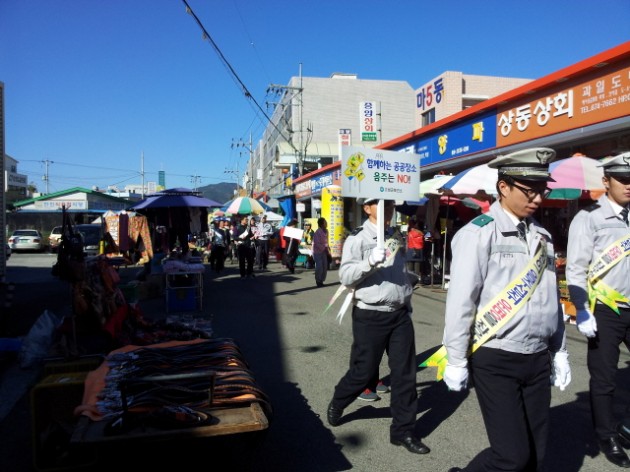 크기변환_고성군_보건소,_음주폐해에방의_달_캠페인_개최4.jpg 크기변환_고성군_보건소,_음주폐해에방의_달_캠페인_개최4.jpg