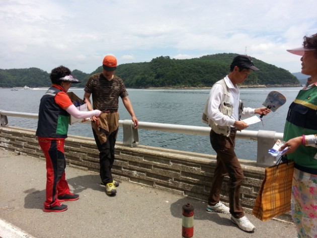 크기변환_동해면_주부민방위기동대_안전캠페인.jpg 크기변환_동해면_주부민방위기동대_안전캠페인.jpg